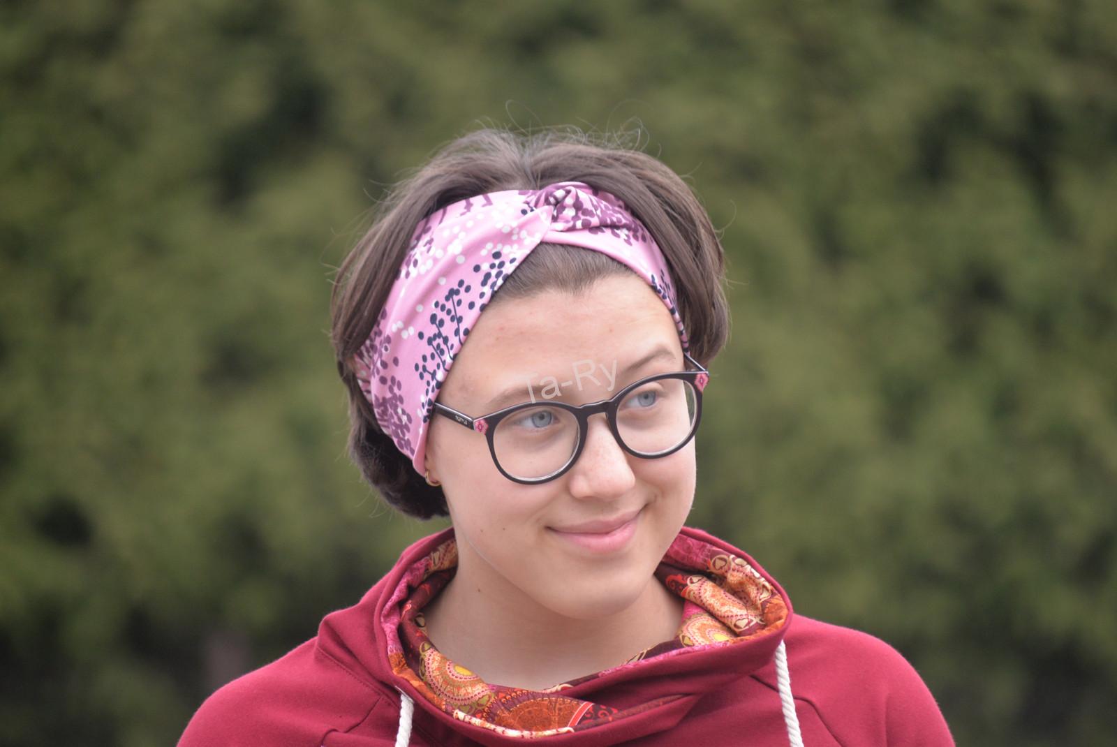 Čelenka na sport i parádu