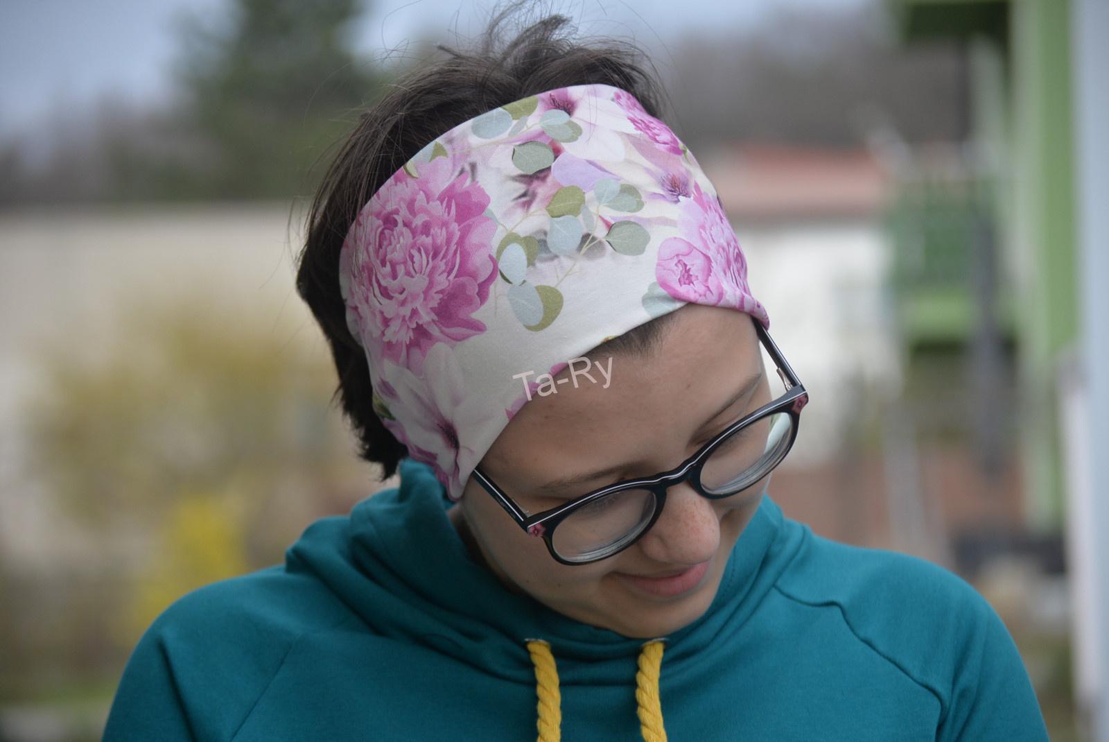 Čelenka na sport i parádu