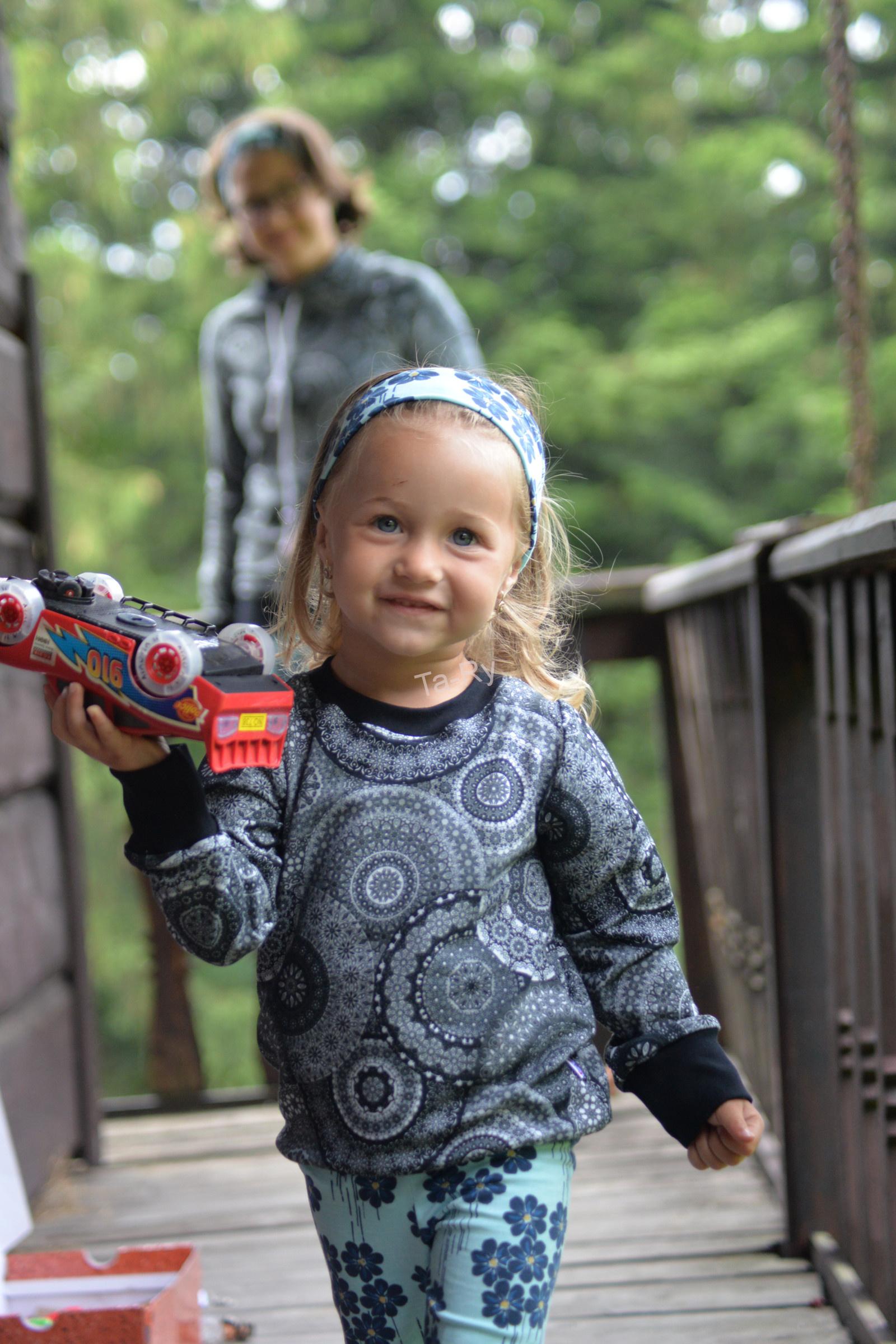 Mikinka origo by Ta-Ry