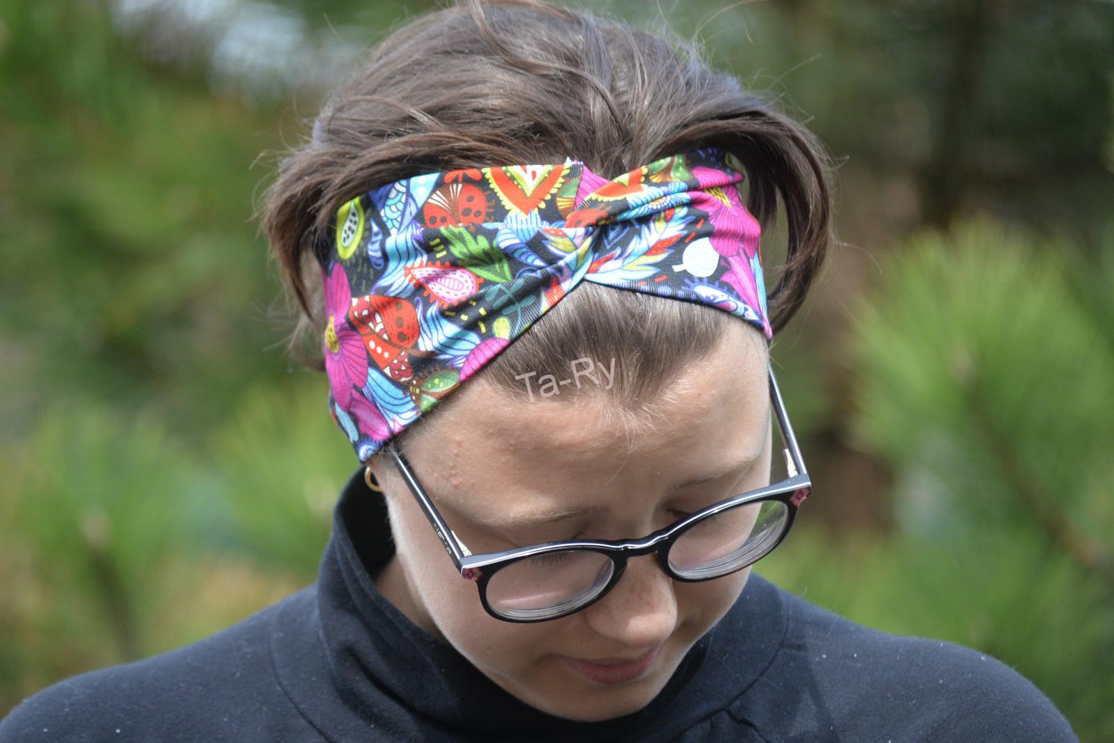 Čelenka na sport i parádu