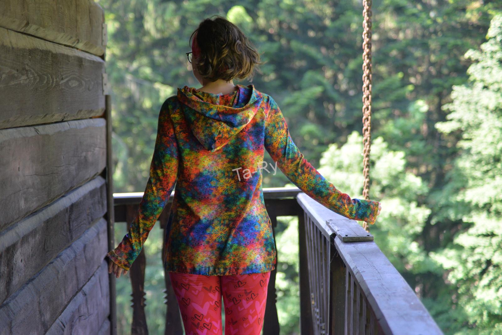 Mandalková mikinka....